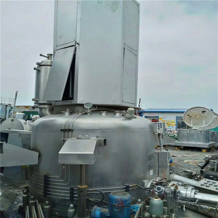 多效強(qiáng)制循環(huán)蒸發(fā)器的特點：